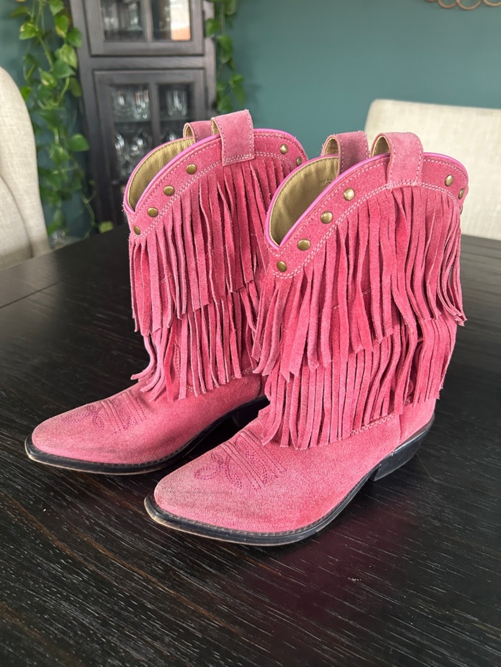 Shyanne Pink Suede Fringe Western Boots